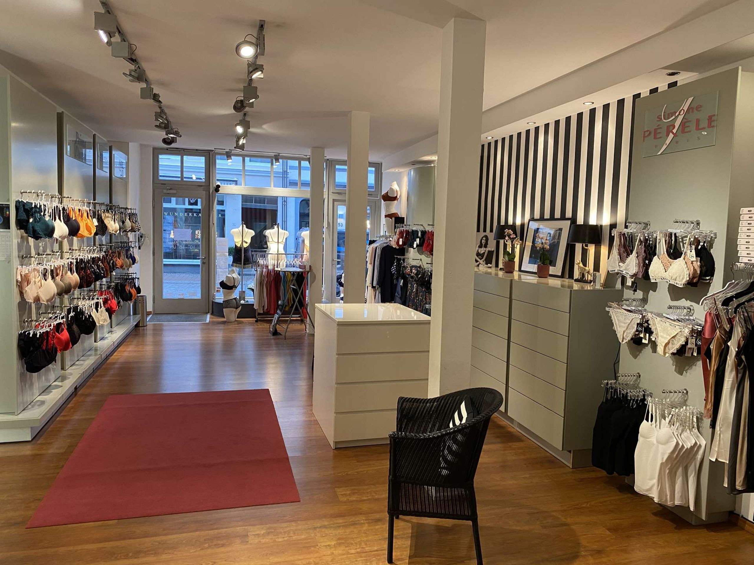 Nachtwäsche in Lübeck